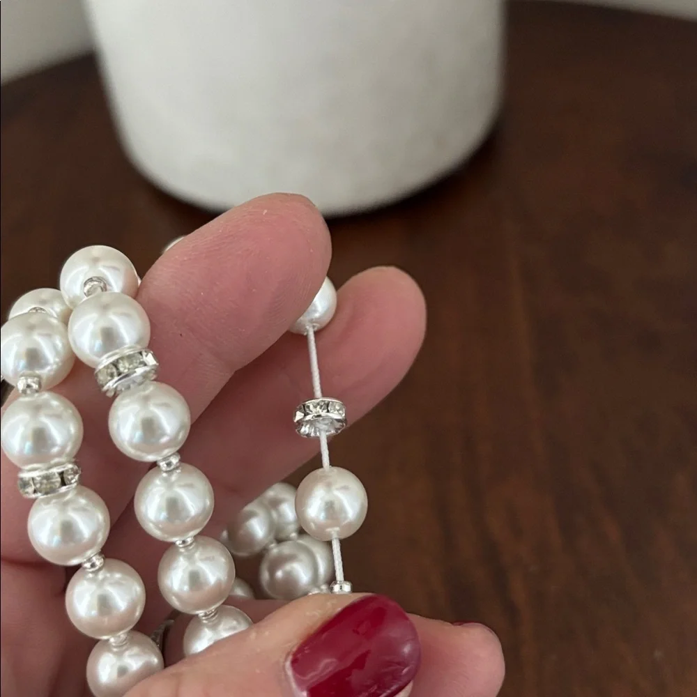Napier Triple Row, white beads w/silver rhinestone studded bobble stretch